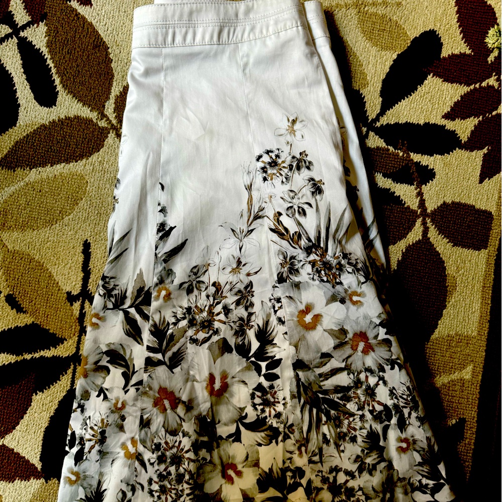 NWT skirt